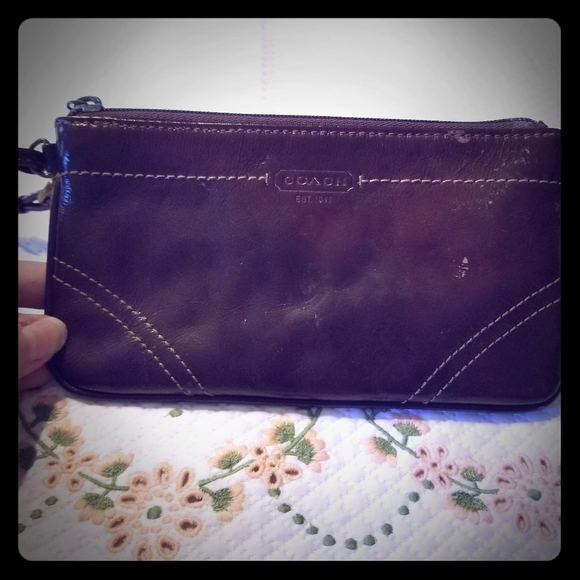 Coach wristlet - Picture 1 of 3